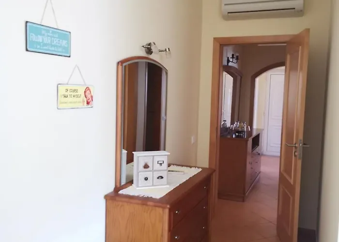 Balcony & Ac Apartamento