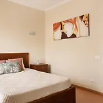 | Balcony & Ac Apartament *