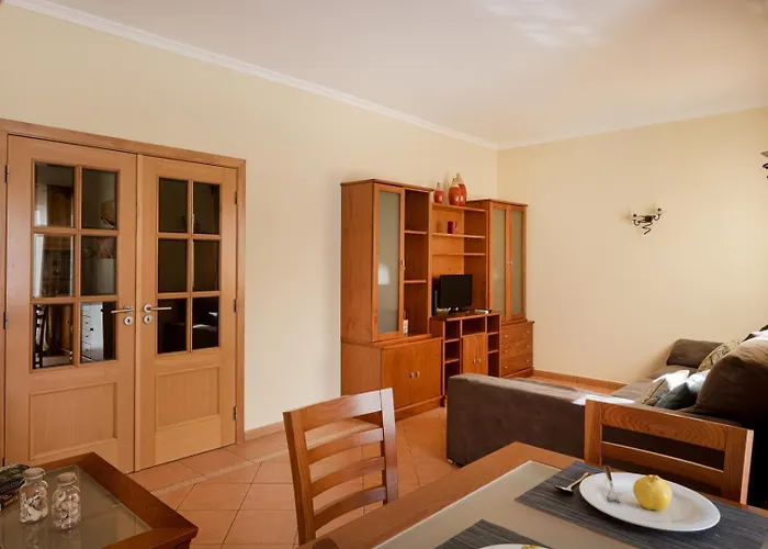 Apartment | Balcony & Ac *