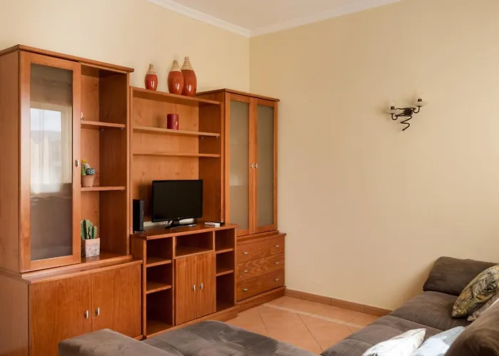 | Balcony & Ac Apartment