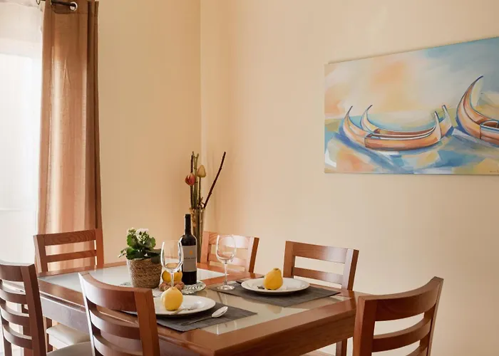 | Balcony & Ac Apartment *