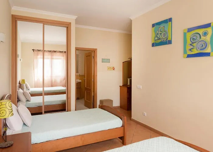 | Balcony & Ac Apartment